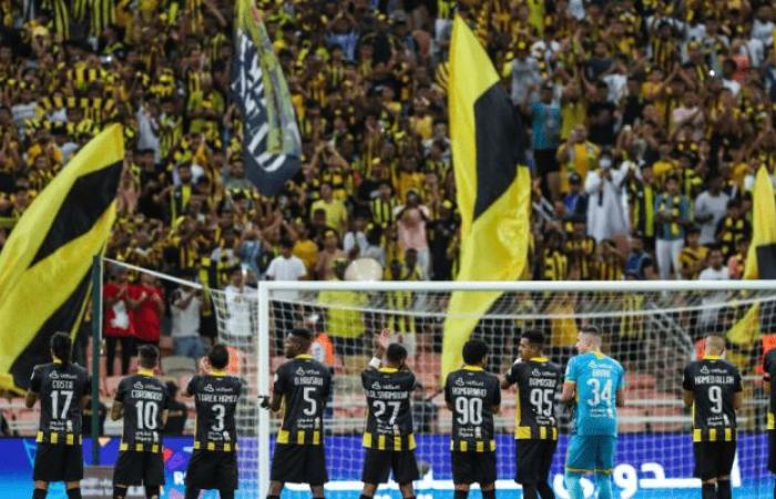 "إلى أين يذهب ماني؟".. جماهير الاتحاد تسخر من نجم النصر