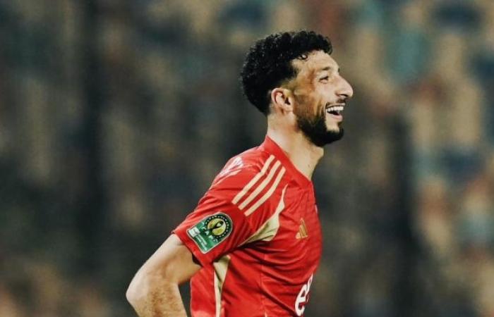 هاتريك وسام أبو علي يبشر الأهلي بإنجاز جديد في دوري الأبطال