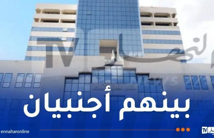 توقيف
      مجموعة
      إرهابية
      بحوزتها
      أسلحة
      وذخيرة
      حربية
      و2.4
      مليون
      مؤثرات
      عقلية
      بإليزي - غاية التعليمية